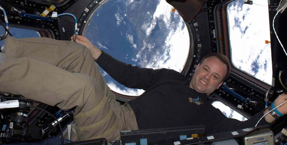 астронавт на мкс