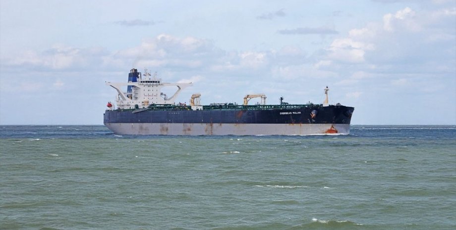 На борту танкера Marinera находится 17 украинцев