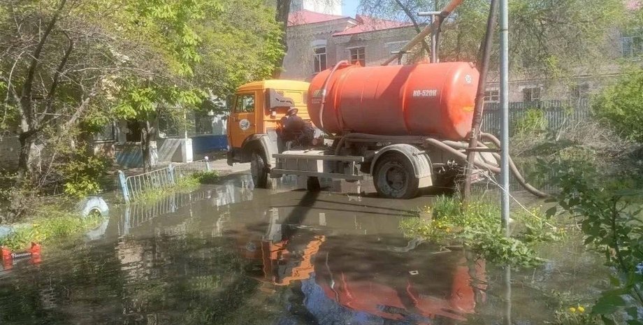 энгельс ассенизатор